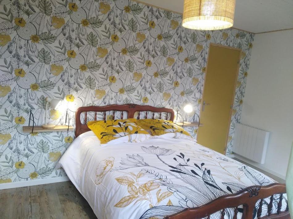Appartement Cozy Dans Maison Privee Tauves Luaran gambar
